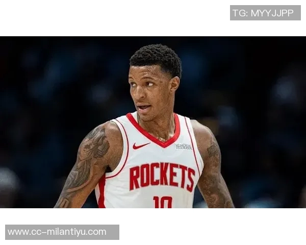 小贾巴里季前赛表现抢眼场均135分45板命中率超五成 小贾巴里季前赛表现抢眼场均135分45板命中率超五成