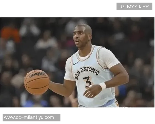 保罗适应快船角色变化努力实现生活与篮球的完美平衡